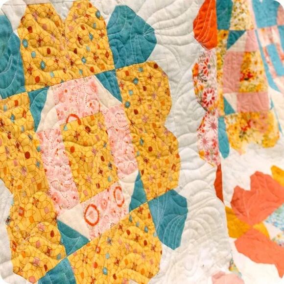 Center Piece Quilt Kit by Basic Grey for Moda Fabrics feat Sunday Brunch - Picture 7 of 11